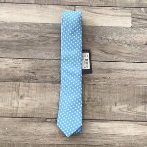 $8💘Sale Cremieux blue polka Dot tie NWT